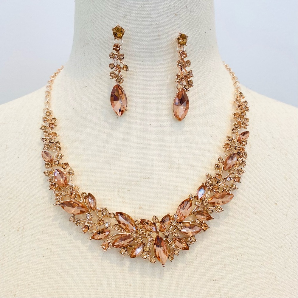 Rose Gold Crystal Necklace and Earring Set